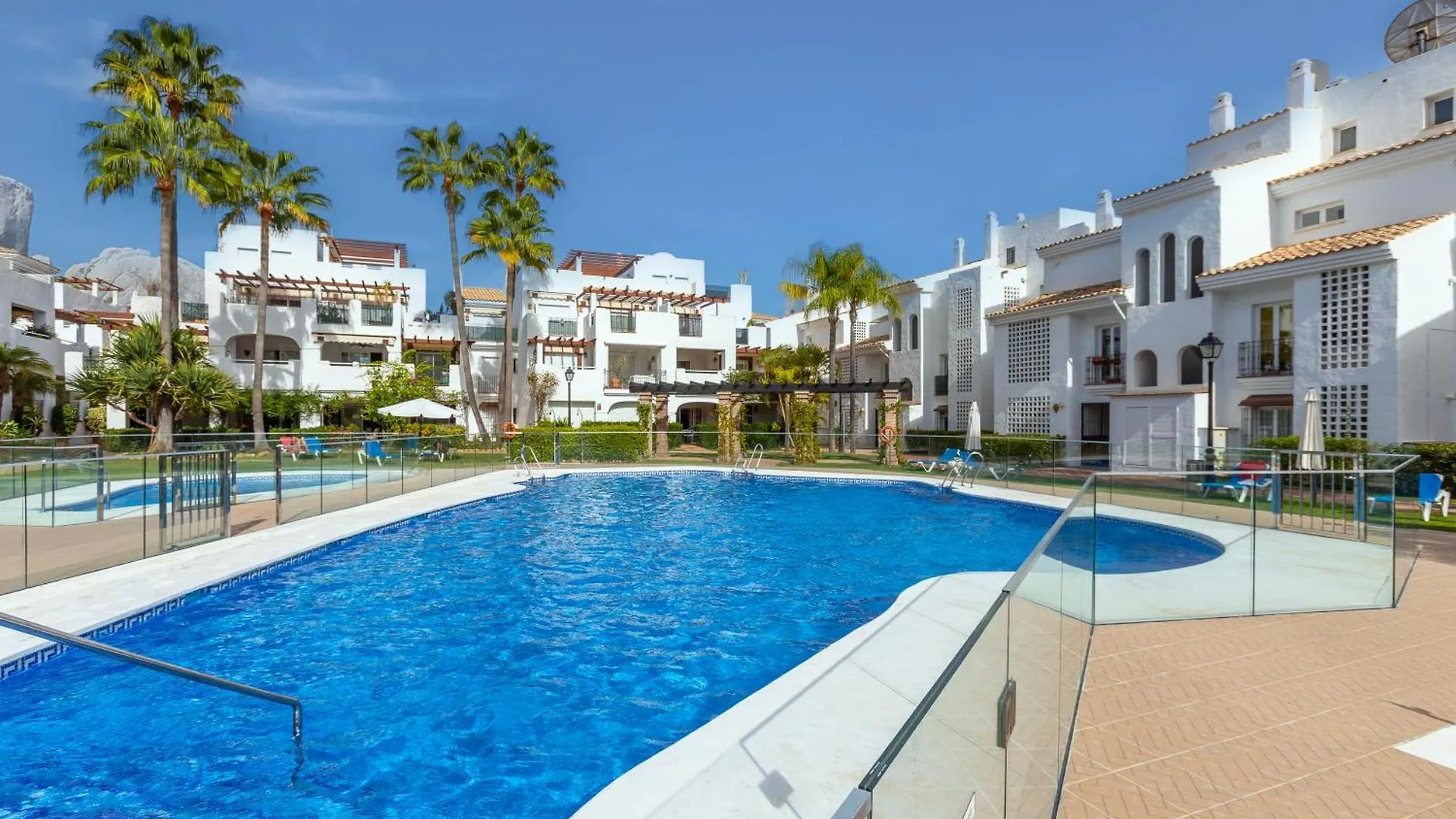 La Gavia Beach Side 2 Bedroom Apartment - San Pedro location